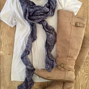 Scarf 🚨buy 2 scarves, get 1 FREE!🚨